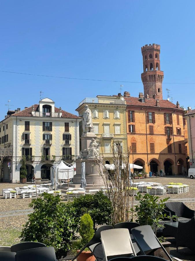 Cozy Place 10 Vercelli Esterno foto