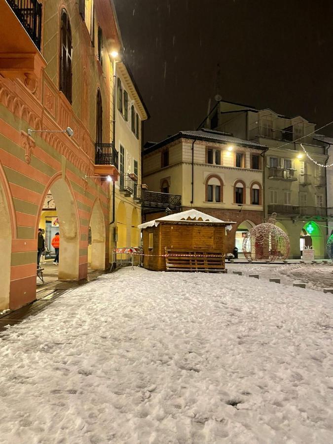 Cozy Place 10 Vercelli Esterno foto